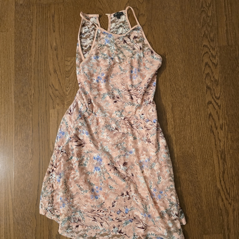 Lily Rose Small Lace Dress